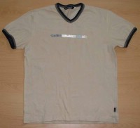 Béžové tričko s nápisem vel. 13 let