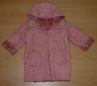 Růžový semišový kabátek s kapucí a kožíškem zn. Cherokee