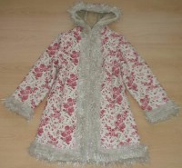 Béžovo-růžový semišový zimní kabátek s kytičkami a kapucí zn. Ladybird vel. 134