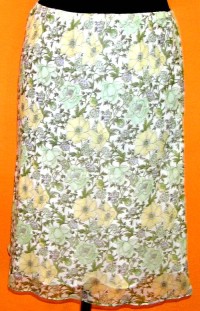 Dámská bílo-zelená sukně s květy