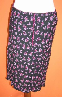Dámská černá sukně s růžovými květy zn. Topshop