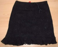 Černá sukýnka se spodničkou a flitry