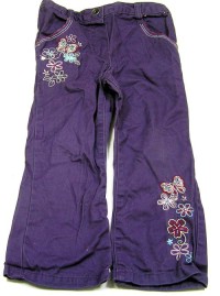 Fialové plátěné kalhoty s kytičkami a motýlky zn. Cherokee