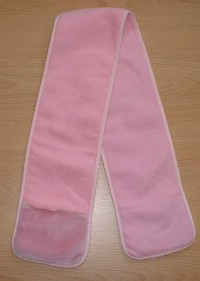 Růžová fleecová šála
