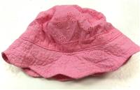 Růžový klobouček s kytičkami zn. M&Co 
