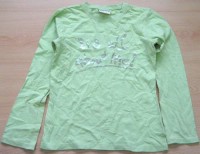 Zelené triko s nápisy zn. Next vel. 10 let