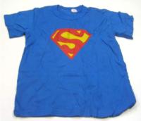Modré tričko se znakem Supermana 