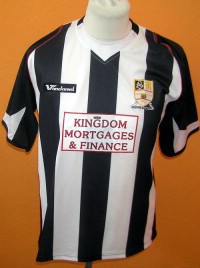 Pánské černo-bílé pruhované sportovní tričko s nápisem zn. Vandanel