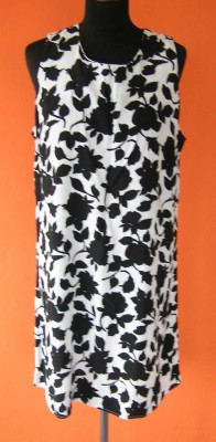 Dámské bílo-černé šaty s květy vel. 48