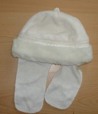 Bílá fleecová čepička s kožíškem z. Bhs