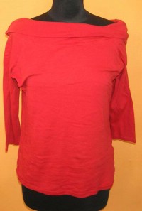 Dámské červené triko s límečkem zn. Dorothy Perkins