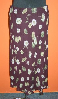Dámská vínová letní sukně s kvítky zn. Marks&Spence vel. 42