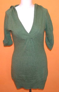 Dámský zelený dlouhý svetr s kapucí