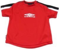 Červeno-černo-bílé sportovní tričko s logem zn. Umbro