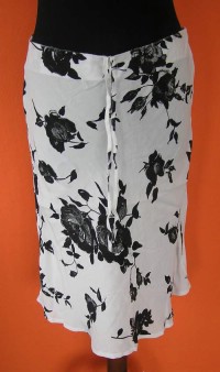 Dámská bílo-černá letní sukně vel. 42