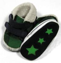 Zeleno-černé kostkované zimní botičky zn.Marks&Spencer;6-12měs.