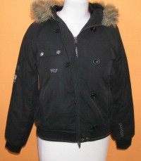 Dámská černá šusťáková zimní bunda s kapucí zn. Golddigga