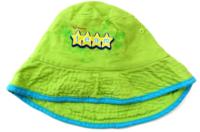 Zelený plátěný klobouček s nápisem vel. 6/8 let