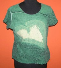 Dámské zelené tričko s béžovým vzorem