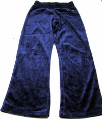 Modré sametové kalhoty s nápisem zn. Diadora