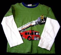 Zeleno-bílé triko s hasičským autem