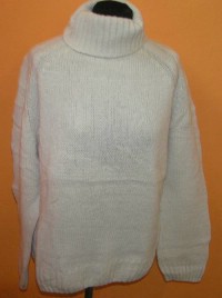 Dámský béžový vlněný svetr s rolákem