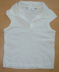 Bílé tričko s límečkem