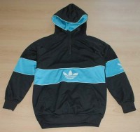 Černo-modrá bundička s kapucí zn. Adidas vel. 152