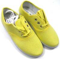 Outlet - Žluté botasky vel. 31