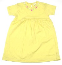 Žlutá noční košillka s kytičkami