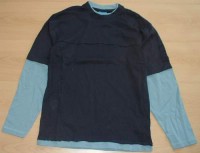 Tmavomodro-modré triko s písmenkem vel. 170/176 cm