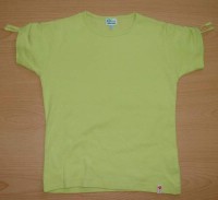 Zelené tričko vel. 9/10 let