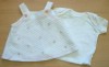 Set: bílé tričko + bílé šatičky s kytičkami zn. Stomp