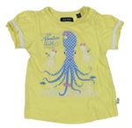 Žluté tričko s chobotnicemi