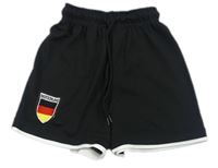 Černo-bílé sportovní fotbalové kraťasy Deutschland zn. H&M