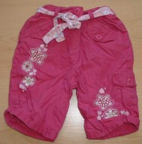 Růžové plátěné oteplené kalhoty s kytičkami 