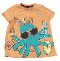 Oranžové tričko s chobotnicí 