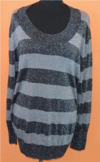 Dámský černo-šedo-stříbrný pruhovaný svetr 