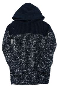 Tmavomodro-bílý melírovaný žebrovaný pletený svetr s kapucí zn. F&F