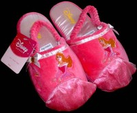 Outlet - růžové domácí botky s princeznou zn. Disney vel. 30