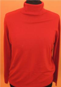 Dámský červený svetr s rolákem zn. Marsk&Spencer 