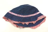 Modro-růžový klobouček s krajkou zn. M&Co Kids ;vel. 6-12 měs 