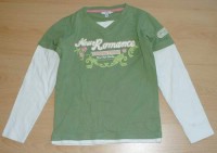 Zeleno-bílé triko s potiskem zn. TCM