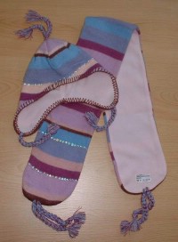 Set - pruhovaná pletená čepička s flitříky a podšívkou  + šála