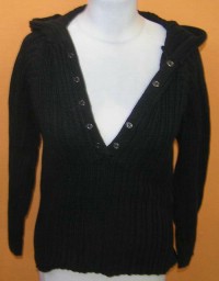 Dámský černý svetr s kapucí