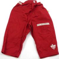 Červené plátěné kalhoty s medvídkem Pů zn. Disney