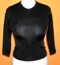 Dámské černé triko s nápisem zn. DKNY