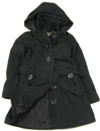 Černý zimní kabát s kapucí zn. CQ