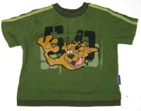 Zelené tričko se Scoobym a pruhy