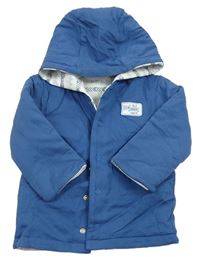 Modrý /bílo-modrý bavlněný zateplený oboustranný kabátek s kapucí 